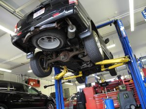 Zalety transportu drogowego: Dlaczego transport drogowy jest popularną opcją logistyczną