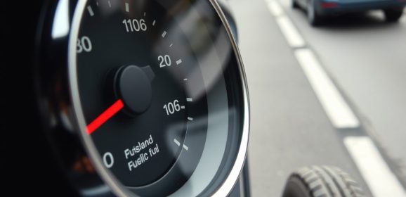 Masa i obciążenie samochodu a spalanie: jak pasażerowie i bagaż podnoszą zużycie paliwa